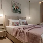 Apartament 1864 *